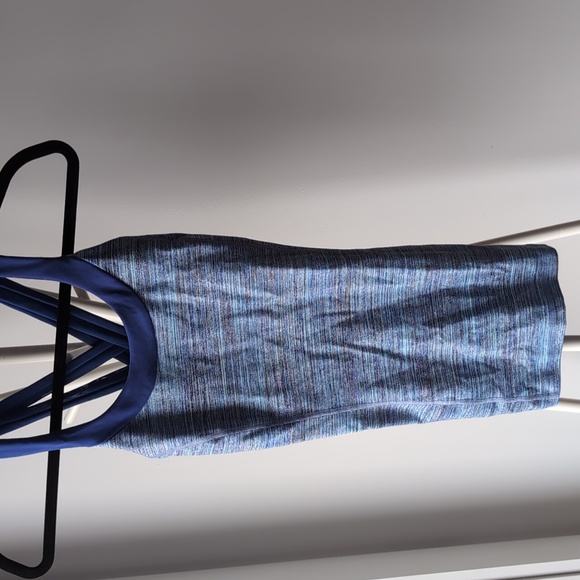 LULULEMON Enhearten Tank Sports Bra Sz 6 Space Dye Camo Caspian - Picture 2 of 3